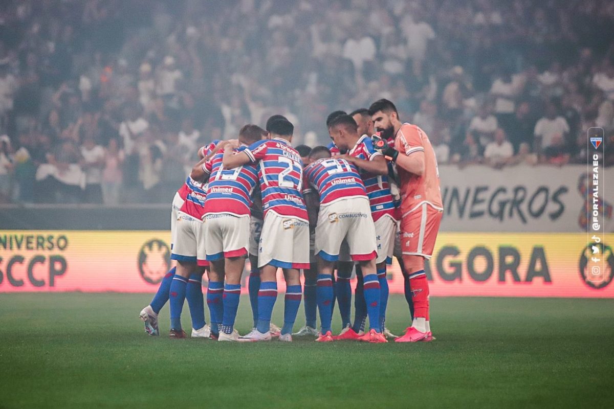 Fortaleza sai na frente, mas sofre empate do Corinthians fora de